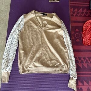 Tommy Hilfiger Tan V-Neck Sweater with Polka Dot Sleeves